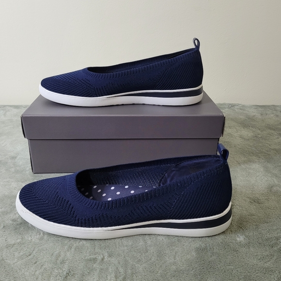 Aubrey Lynn Shoes - Aubrey Lynn Al-Amelina Slip-on Upper Knit Fabric Flat  Navy Size 10M